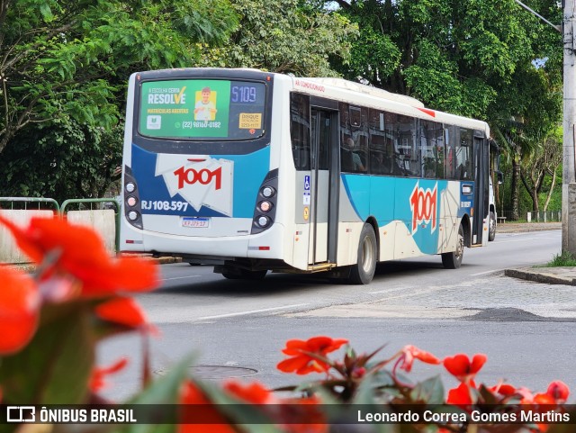 Auto Viação 1001 RJ 108.597 na cidade de Nova Friburgo, Rio de Janeiro, Brasil, por Leonardo Correa Gomes Martins. Número da foto: #11590315.