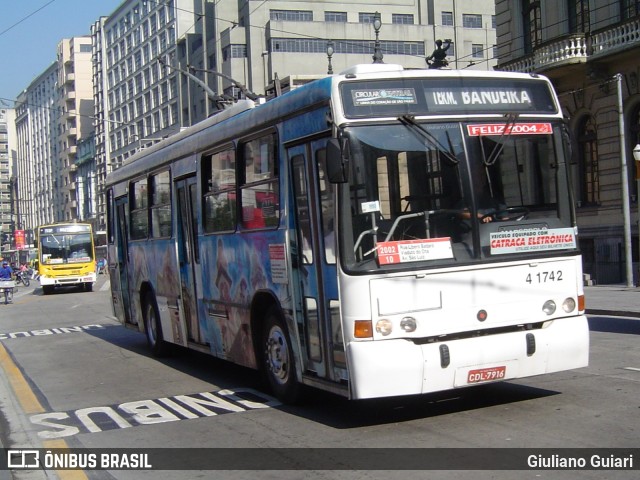 Himalaia Transportes > Ambiental Transportes Urbanos 4 1742 na cidade de São Paulo, São Paulo, Brasil, por Giuliano Guiari. ID da foto: 11590591.