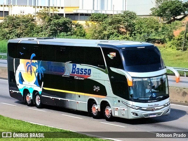 TransBasso Transporte e Turismo 028 na cidade de São José dos Campos, São Paulo, Brasil, por Robson Prado. ID da foto: 11638208.