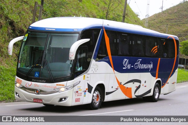 DUTRANSVIP - Du Transportadora Turistica 6800 na cidade de Piraí, Rio de Janeiro, Brasil, por Paulo Henrique Pereira Borges. ID da foto: 11638979.