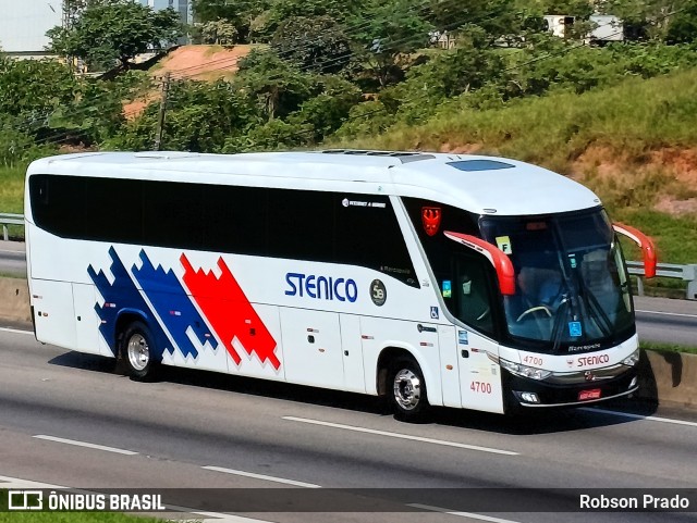 Viação Stenico 4700 na cidade de São José dos Campos, São Paulo, Brasil, por Robson Prado. ID da foto: 11638635.