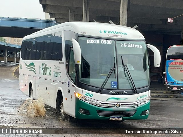 Fátima Transportes e Turismo 300 na cidade de Porto Alegre, Rio Grande do Sul, Brasil, por Tarcisio Rodrigues da Silva. ID da foto: 11641178.