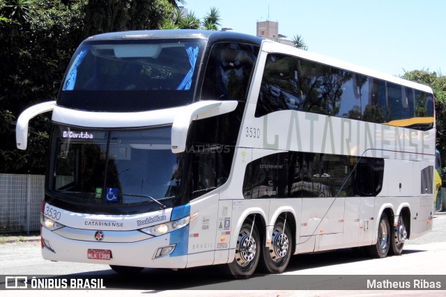 Auto Viação Catarinense 3530 na cidade de Curitiba, Paraná, Brasil, por Matheus Ribas. ID da foto: 11641751.