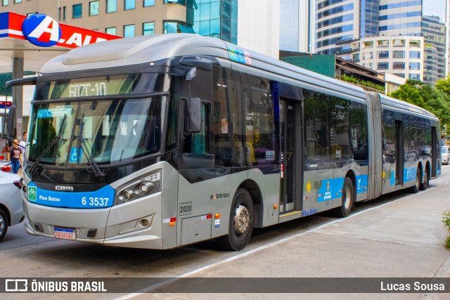 Viação Paratodos > São Jorge > Metropolitana São Paulo > Mobibrasil 6 3537 na cidade de São Paulo, São Paulo, Brasil, por Lucas Sousa. ID da foto: 11644029.