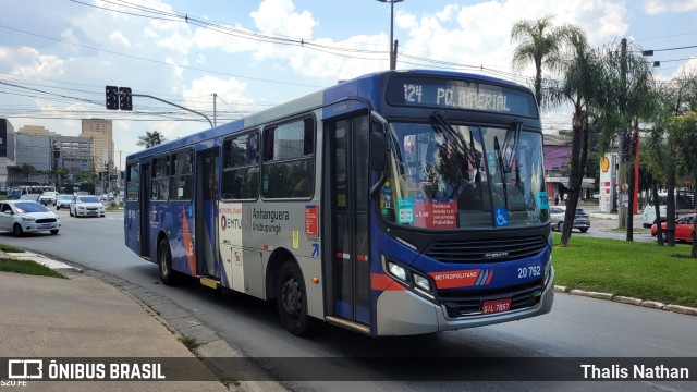 Auto Viação Urubupungá 20.762 na cidade de Barueri, São Paulo, Brasil, por Thalis Nathan. Número da foto: #11646763.