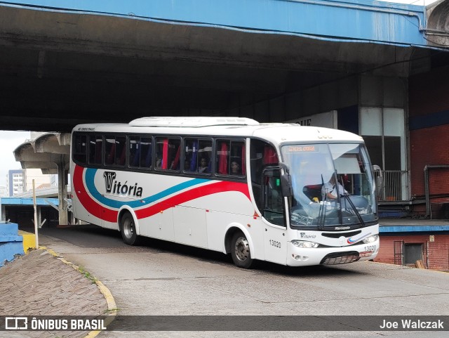 Expresso Vitória de Transportes 13020 na cidade de Porto Alegre, Rio Grande do Sul, Brasil, por Joe Walczak. ID da foto: 11646410.