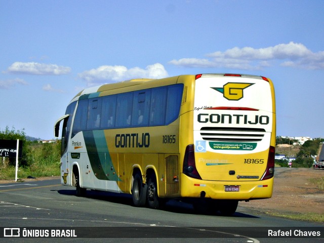 Empresa Gontijo de Transportes 18165 na cidade de Itapetinga, Bahia, Brasil, por Rafael Chaves. ID da foto: 11647754.