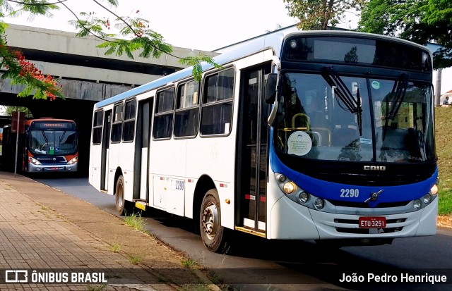 Auto Viação Jauense 2290 na cidade de Jaú, São Paulo, Brasil, por João Pedro Henrique. Número da foto: #11648025.