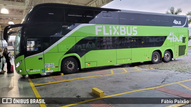 4bus - Cooperativa de Transporte Rodoviário de Passageiros Serviços e Tecnologia - Buscoop 44014 na cidade de Balneário Camboriú, Santa Catarina, Brasil, por Fábio Paixão. Número da foto: #11648982.