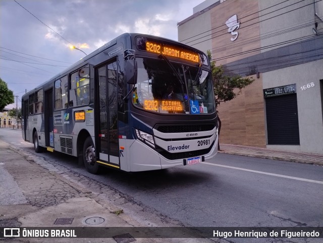 Viação São Geraldo 20981 na cidade de Belo Horizonte, Minas Gerais, Brasil, por Hugo Henrique de Figueiredo. ID da foto: 11650483.