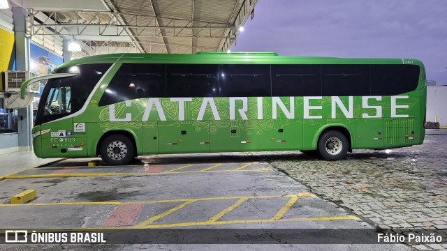 Auto Viação Catarinense 3427 na cidade de Balneário Camboriú, Santa Catarina, Brasil, por Fábio Paixão. ID da foto: 11650942.