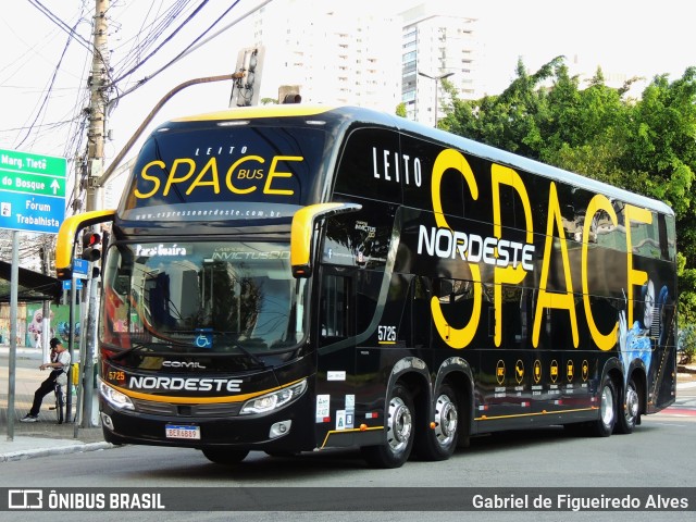 Expresso Nordeste 5725 na cidade de São Paulo, São Paulo, Brasil, por Gabriel de Figueiredo Alves. Número da foto: #11652079.