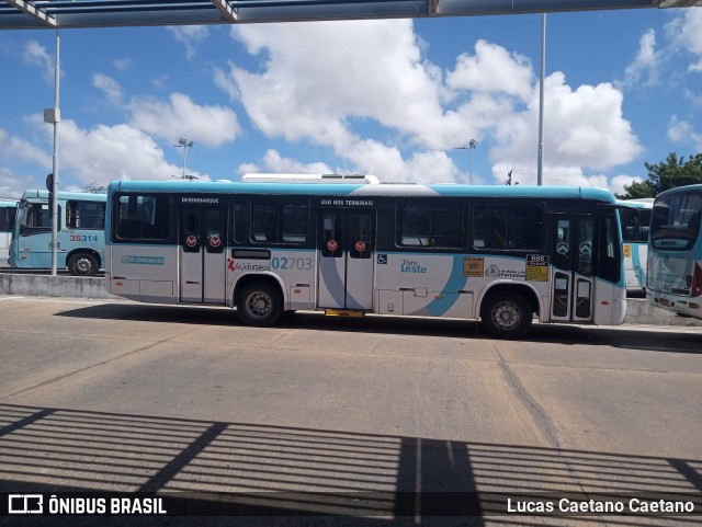 Viação Fortaleza 02703 na cidade de Fortaleza, Ceará, Brasil, por Lucas Caetano. Número da foto: #11652615.