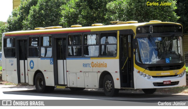 HP Transportes Coletivos 20454 na cidade de Goiânia, Goiás, Brasil, por Carlos Júnior. Número da foto: #11654637.