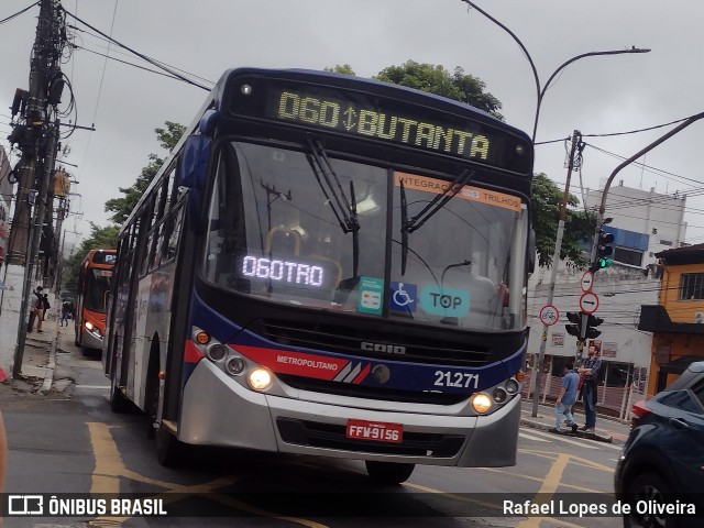 Viação Osasco 21.271 na cidade de São Paulo, São Paulo, Brasil, por Rafael Lopes de Oliveira. Número da foto: #11652743.
