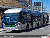 Via Sudeste Transportes S.A. 5 2140 na cidade de São Paulo, São Paulo, Brasil, por Matheus Costa. Número da foto: #:id.