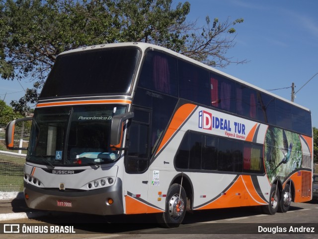 Ideal Tur 7059 na cidade de Trindade, Goiás, Brasil, por Douglas Andrez. ID da foto: 11662519.