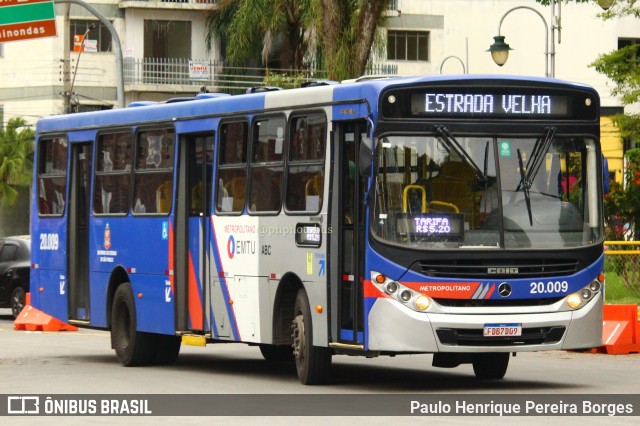 ABC Transportes Coletivos  Vale do Paraíba 20.009 na cidade de Taubaté, São Paulo, Brasil, por Paulo Henrique Pereira Borges. Número da foto: #11594269.