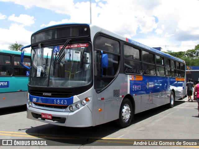 BB Transportes e Turismo 5843 na cidade de Barueri, São Paulo, Brasil, por André Luiz Gomes de Souza. ID da foto: 11593683.