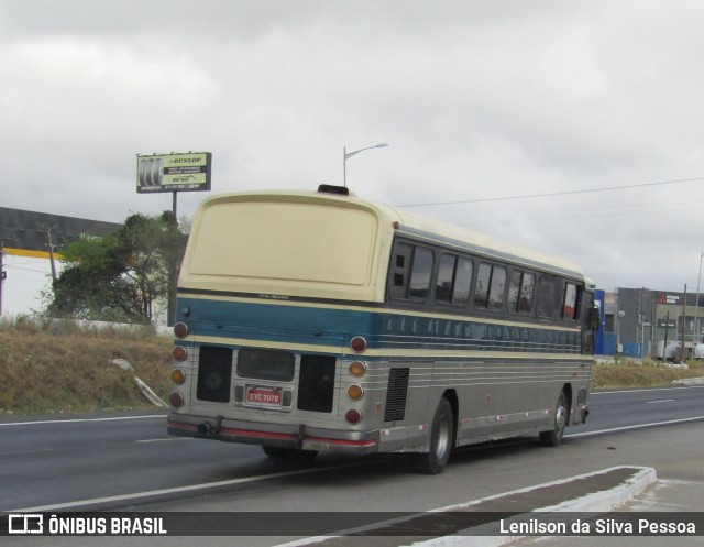 Ônibus Particulares 7078 na cidade de Caruaru, Pernambuco, Brasil, por Lenilson da Silva Pessoa. ID da foto: 11593581.