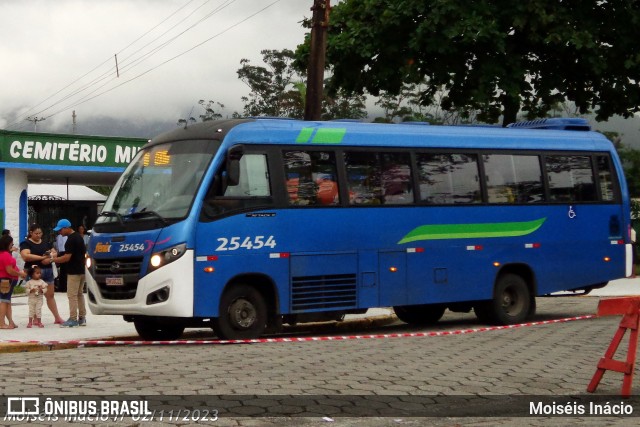 Expresso Fênix Cubatão 25454 na cidade de Cubatão, São Paulo, Brasil, por Moiséis Inácio. Número da foto: #11593390.