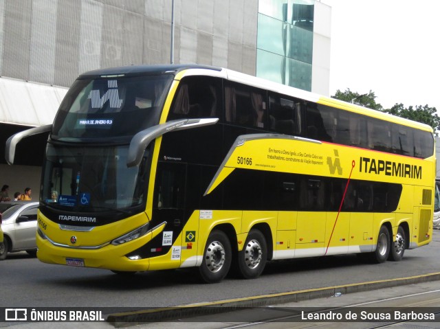 Viação Itapemirim 50166 na cidade de Rio de Janeiro, Rio de Janeiro, Brasil, por Leandro de Sousa Barbosa. ID da foto: 11592261.