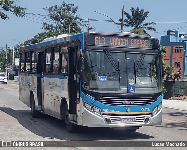 Viação Redentor C47592 na cidade de Rio de Janeiro, Rio de Janeiro, Brasil, por Lucas Machado. ID da foto: 11663245.