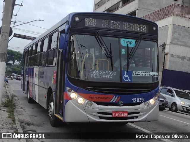 Auto Viação Bragança Metropolitana > Viação Raposo Tavares 12.039 na cidade de São Paulo, São Paulo, Brasil, por Rafael Lopes de Oliveira. Número da foto: #11663812.