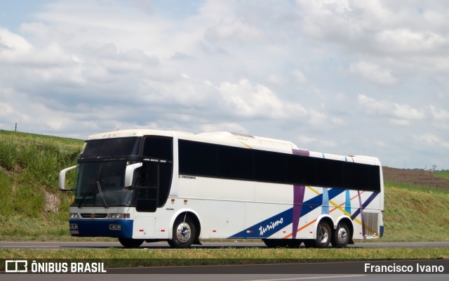 San Carlos Turismo 13300 na cidade de Ourinhos, São Paulo, Brasil, por Francisco Ivano. Número da foto: #11664907.