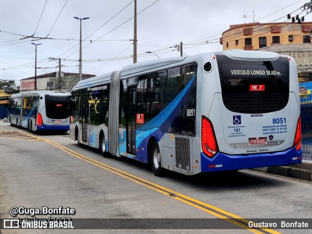 Next Mobilidade - ABC Sistema de Transporte 8051 na cidade de Diadema, São Paulo, Brasil, por Gustavo  Bonfate. ID da foto: 11664694.