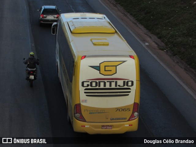 Empresa Gontijo de Transportes 7065 na cidade de Belo Horizonte, Minas Gerais, Brasil, por Douglas Célio Brandao. ID da foto: 11664577.