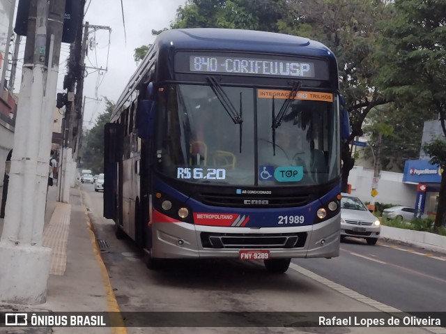 Viação Osasco 21.989 na cidade de São Paulo, São Paulo, Brasil, por Rafael Lopes de Oliveira. Número da foto: #11596604.