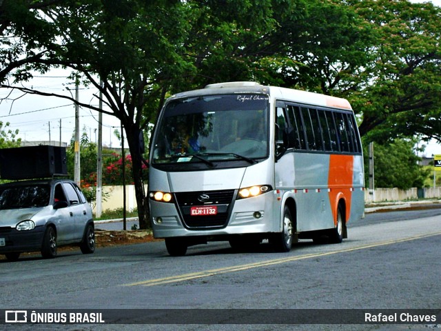 Ônibus Particulares 1132 na cidade de Itapetinga, Bahia, Brasil, por Rafael Chaves. Número da foto: #11596075.