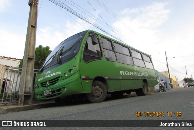 Agrowam 9237 na cidade de Santo Antônio do Monte, Minas Gerais, Brasil, por Jonathan Silva. ID da foto: 11598626.