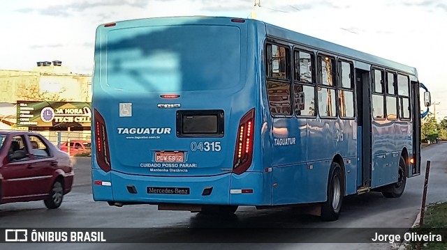 Taguatur - Taguatinga Transporte e Turismo 04315 na cidade de Novo Gama, Goiás, Brasil, por Jorge Oliveira. ID da foto: 11605049.