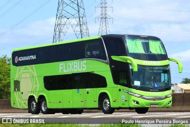 Expresso Adamantina 422018 na cidade de Roseira, São Paulo, Brasil, por Paulo Henrique Pereira Borges. Número da foto: #11604626.