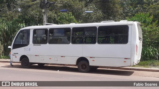 Escolares EMU5C37 na cidade de Benevides, Pará, Brasil, por Fabio Soares. Número da foto: #11603429.