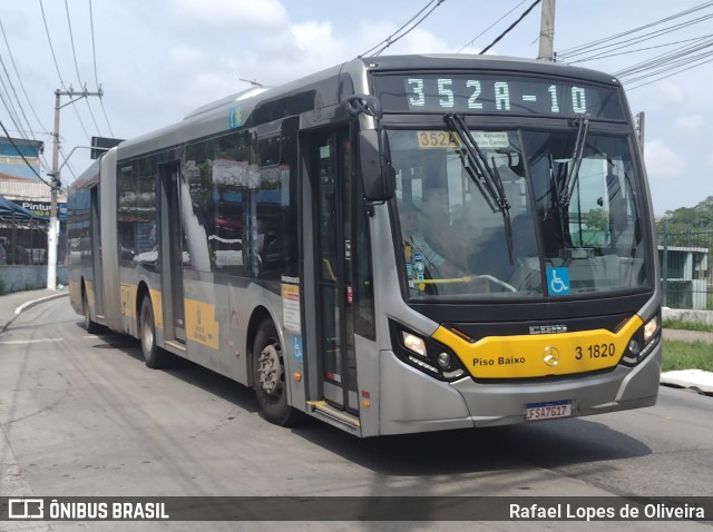Viação Metrópole Paulista - Zona Leste 3 1820 na cidade de São Paulo, São Paulo, Brasil, por Rafael Lopes de Oliveira. Número da foto: #11607088.