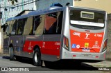Pêssego Transportes 4 7066 na cidade de São Paulo, São Paulo, Brasil, por Erik Silva. Número da foto: #:id.