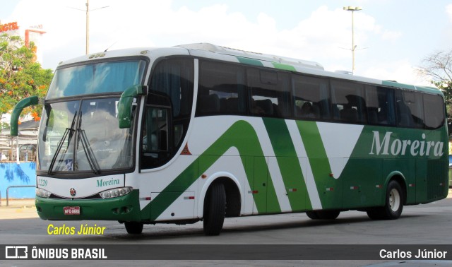 Empresa de Transportes e Turismo Moreira 2220 na cidade de Goiânia, Goiás, Brasil, por Carlos Júnior. ID da foto: 11609015.