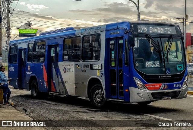 Radial Transporte Coletivo 41.742 na cidade de Itaquaquecetuba, São Paulo, Brasil, por Cauan Ferreira. ID da foto: 11666760.