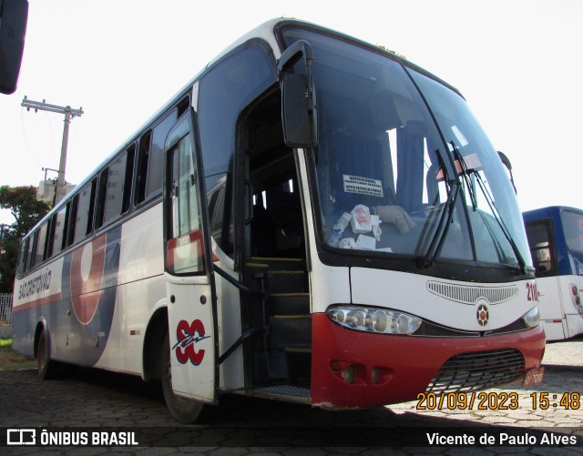 Viação São Cristóvão 2110 na cidade de Divinópolis, Minas Gerais, Brasil, por Vicente de Paulo Alves. Número da foto: #11665750.