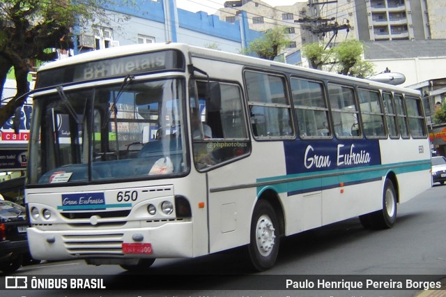Gran Eufrasia Turística 650 na cidade de Barra do Piraí, Rio de Janeiro, Brasil, por Paulo Henrique Pereira Borges. Número da foto: #11689671.