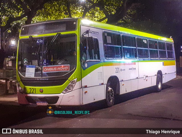 Rodoviária Caxangá 221 na cidade de Recife, Pernambuco, Brasil, por Thiago Henrique. ID da foto: 11688321.