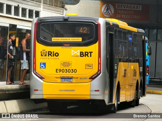 Mobi Rio E903030 na cidade de Rio de Janeiro, Rio de Janeiro, Brasil, por Brenno Santos. Número da foto: #11688238.