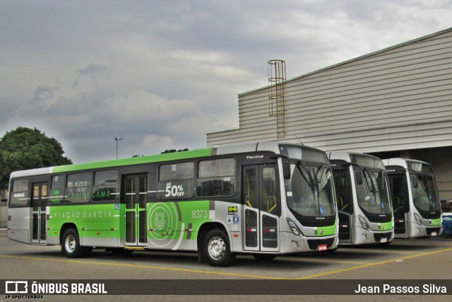 Viação Garcia 8373 na cidade de Maringá, Paraná, Brasil, por Jean Passos Silva. ID da foto: 11691635.