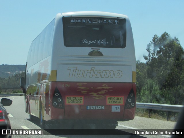 TPB - Transporte de Passageiros de Barcelos BA87XZ na cidade de Soure, Coimbra, Portugal, por Douglas Célio Brandao. Número da foto: #11694198.