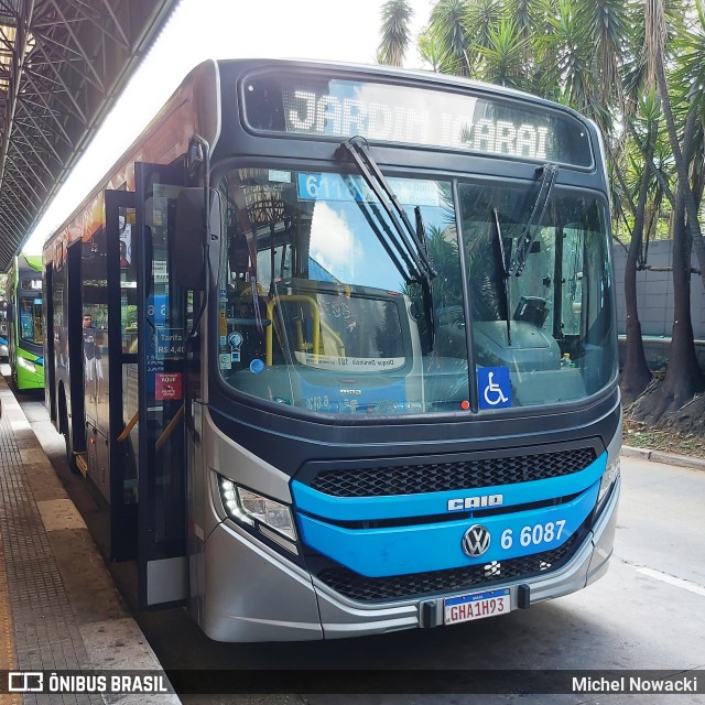 Transwolff Transportes e Turismo 6 6087 na cidade de São Paulo, São Paulo, Brasil, por Michel Nowacki. Número da foto: #11697056.