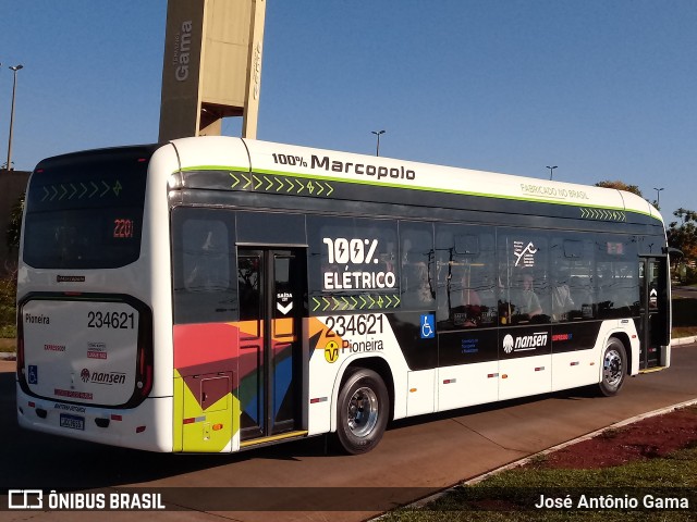 Viação Pioneira 234621 na cidade de Gama, Distrito Federal, Brasil, por José Antônio Gama. Número da foto: #11695921.