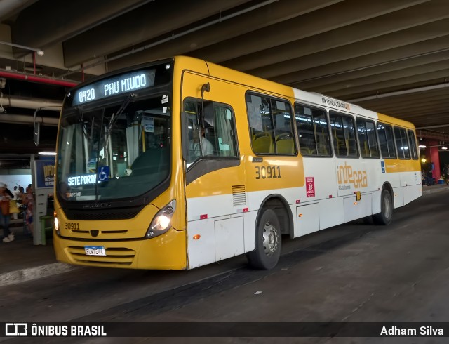 Plataforma Transportes 30911 na cidade de Salvador, Bahia, Brasil, por Adham Silva. ID da foto: 11696276.